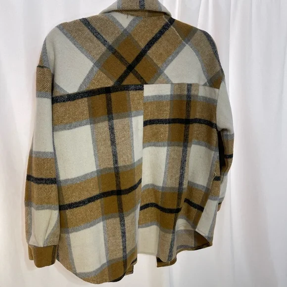 Caramel and White Flannel - Picture 4 of 5